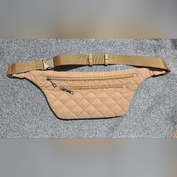 Samantha Brown Quilted Belt Sling Bag - Picture 2 of 10